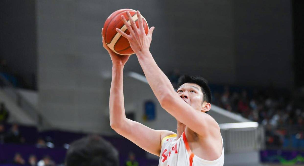 公牛力克广州队，胡金秋关键制胜