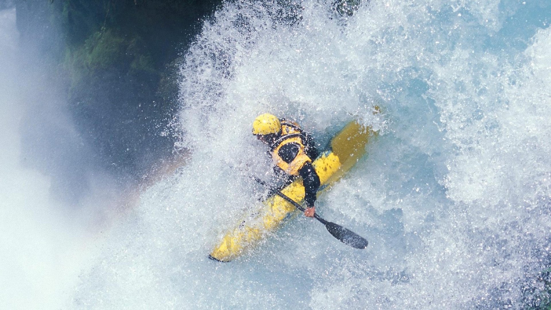 活塞掀翻篮网,约基奇在世界排名争夺战中接管比赛