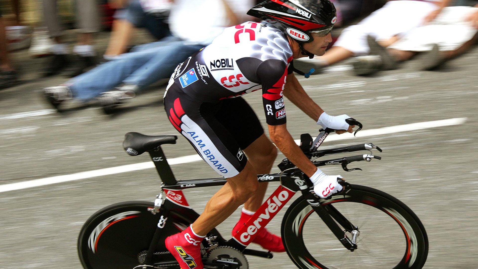 奥运周期关键战之夜，拉亚进攻端无人可挡，当战术板上的符号成为赛场的神迹